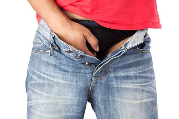 What can be done to relieve scrotal dampness and itching?
