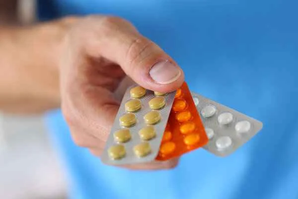 How many days does it take for medication to be effective for prostatitis?